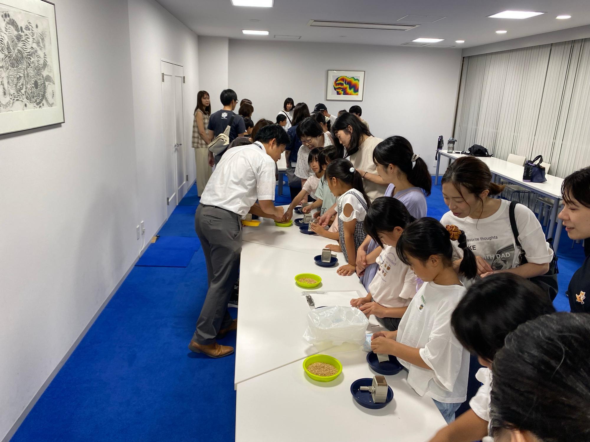 令和8年度第1回ひがしひろしまこどもエコ探検隊体験の様子