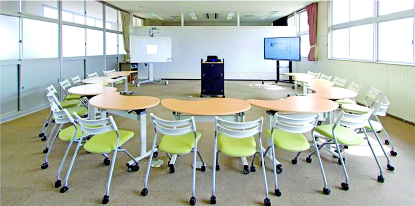 福富小・中学校の ラーニングルーム