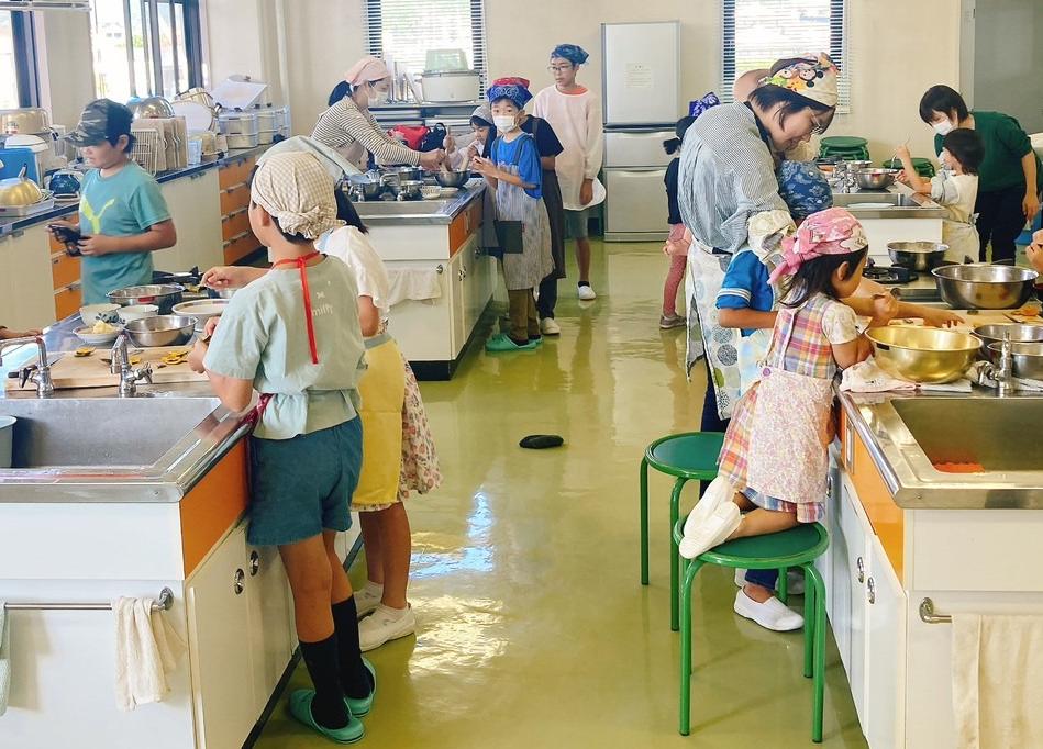 地域（こども）食堂の様子（&infin;KODOMO食堂&infin;）