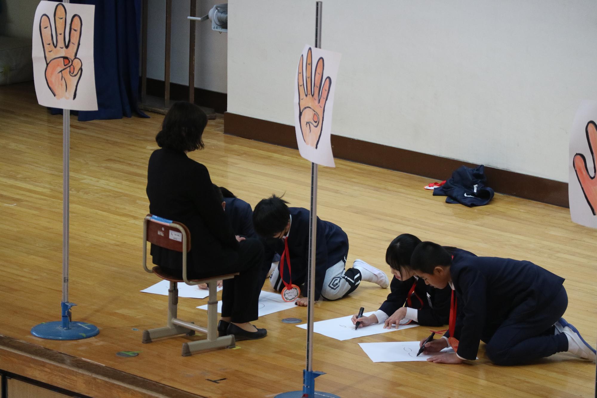 6年生を送る会の様子8