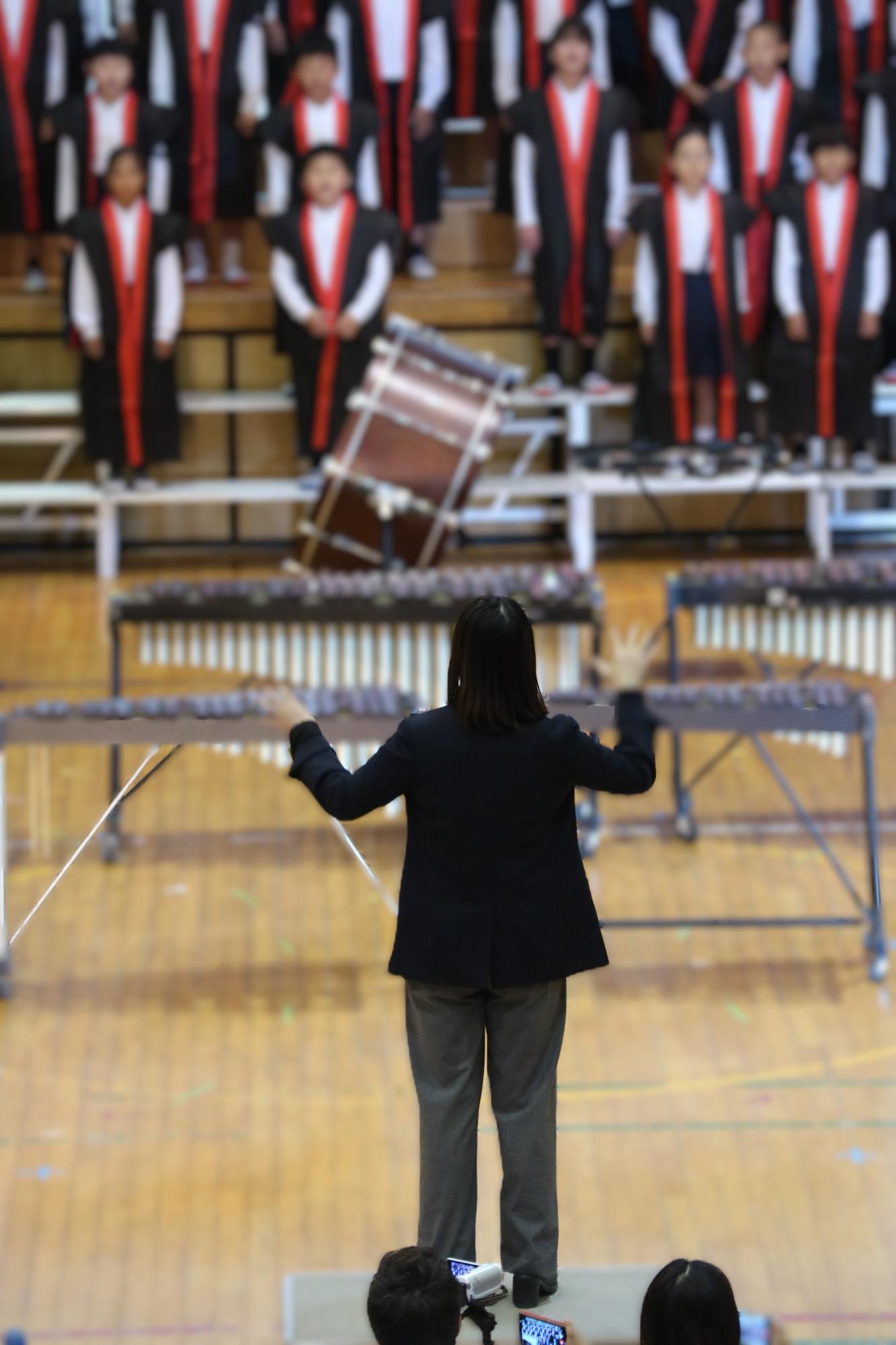 学習発表会の様子5年7
