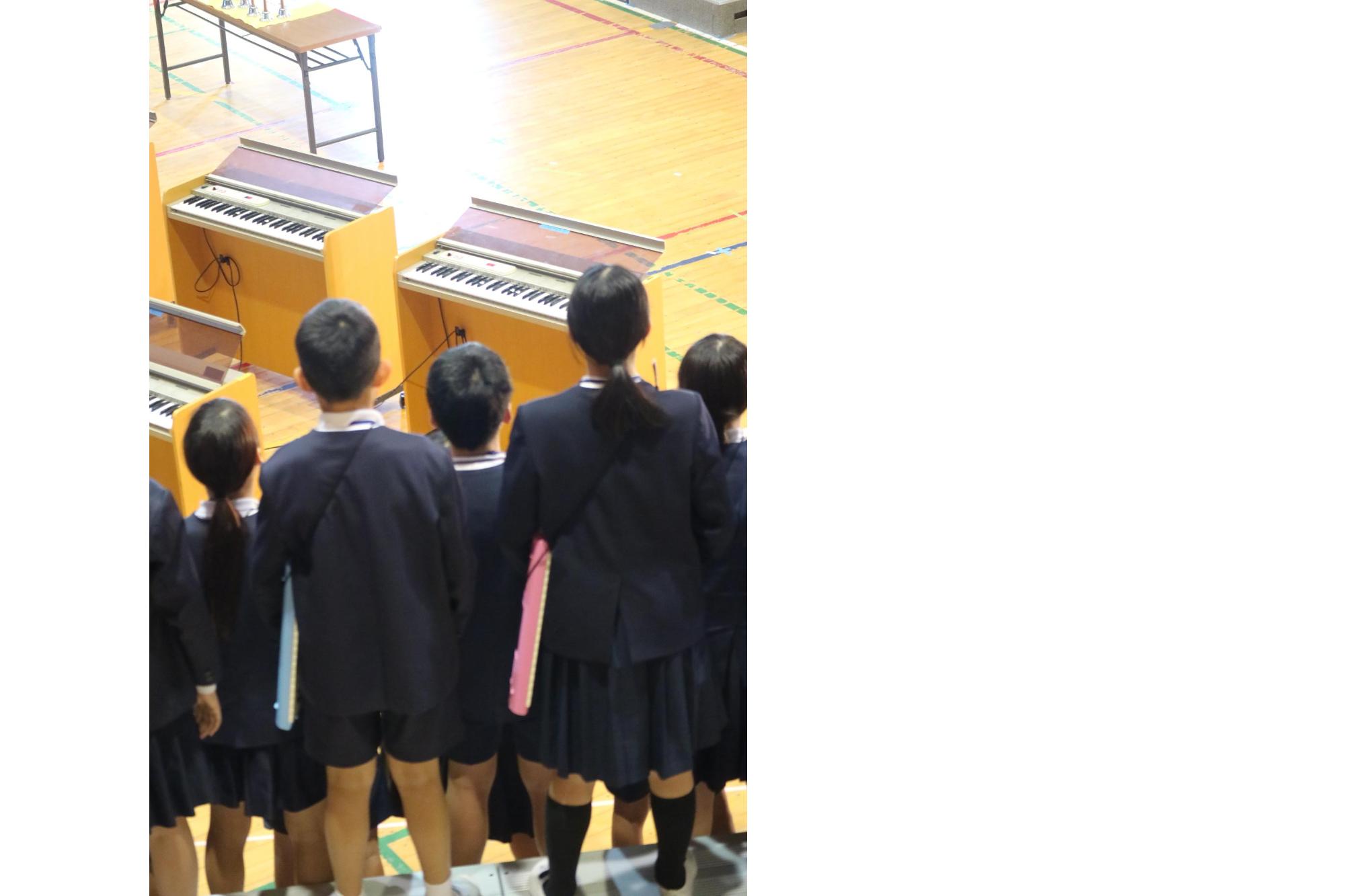 学習発表会の様子6年2