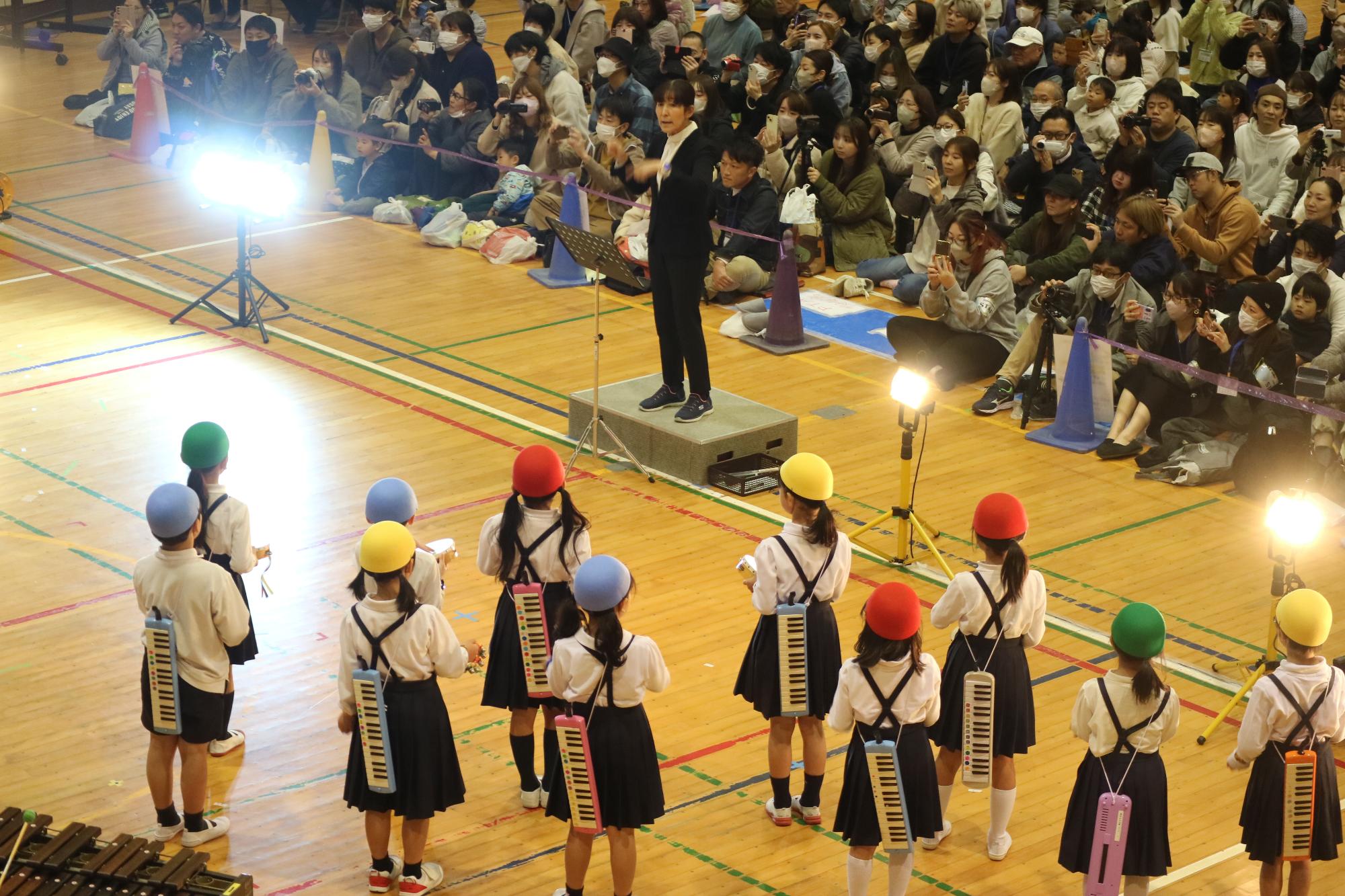 学習発表会の様子1年4