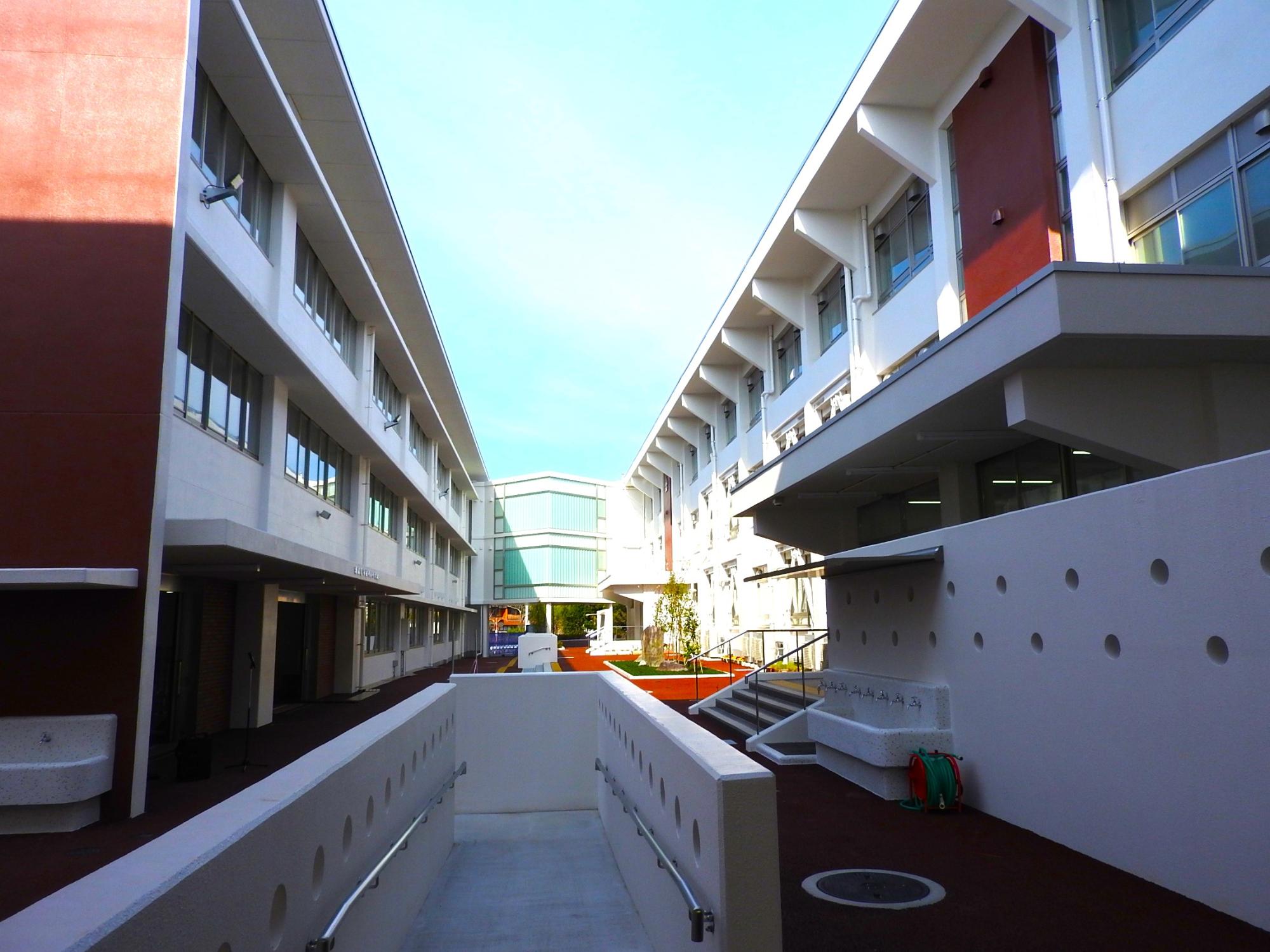 新6年生の入学式準備の様子5