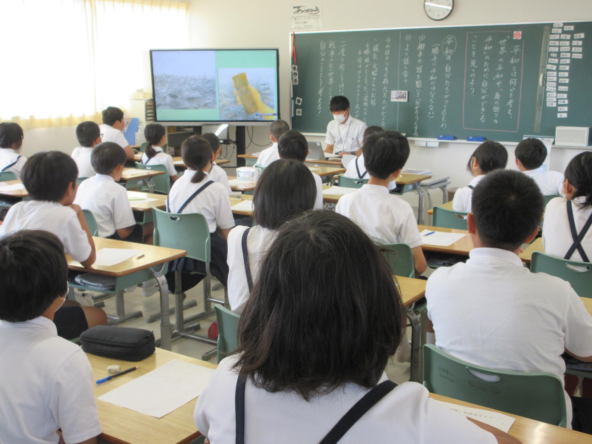 読み聞かせの様子3