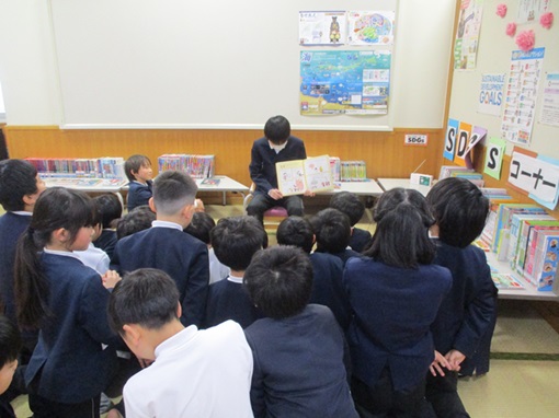 070304読み聞かせ02