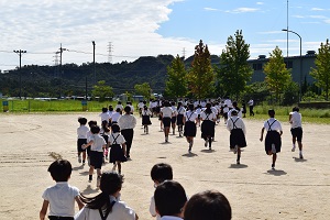 070919hinan02