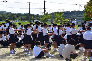 070919hinan03