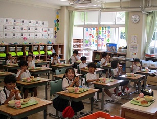1年給食2