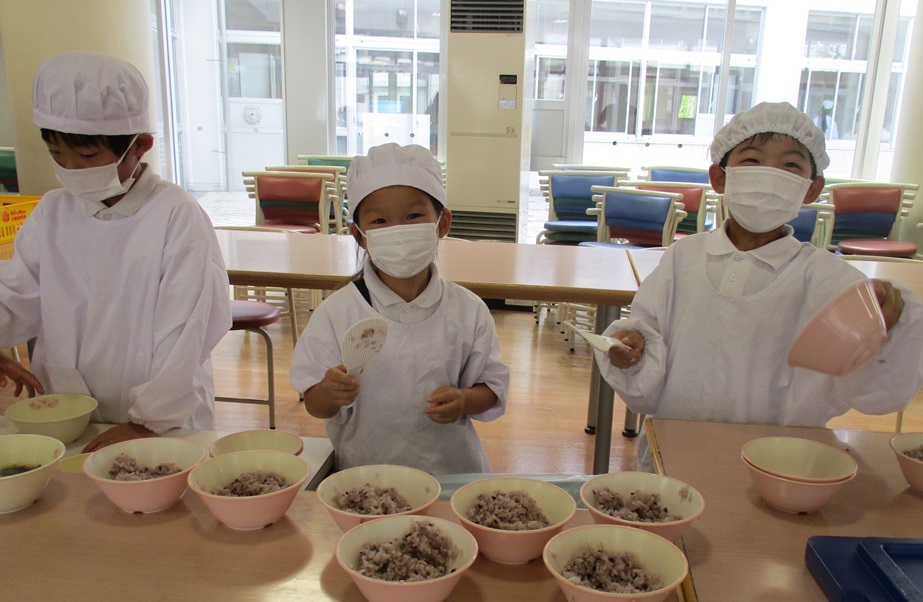 給食2