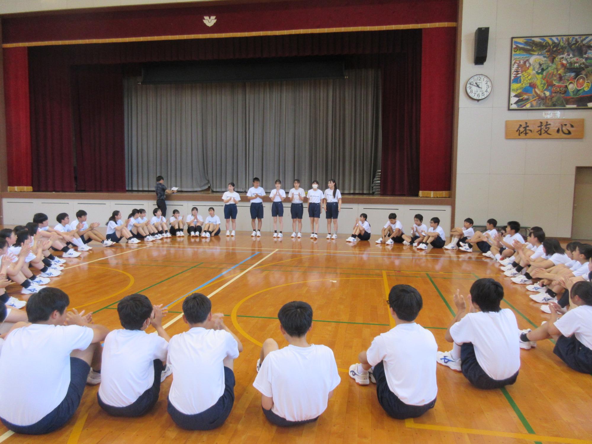 スポーツ大会ダンス練習1