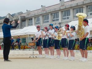 ファンファーレ