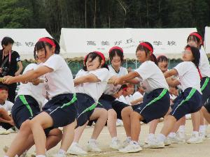 綱引き（赤団）