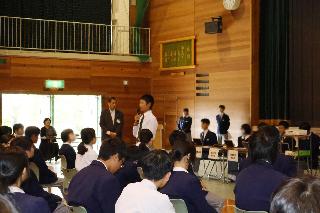 生徒代表振り返りを発表