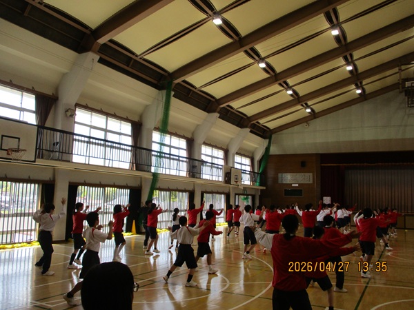 ダンスの練習風景2