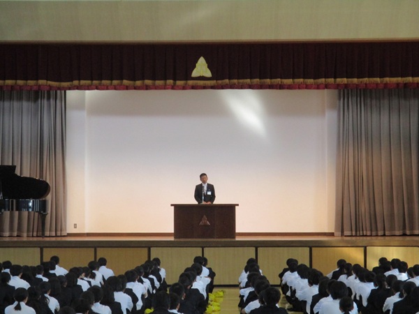 後期始業式の様子