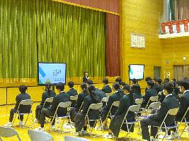 進路説明会および学年末懇談会
