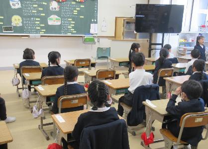 子どもたちが自分たちで進行をしている様子