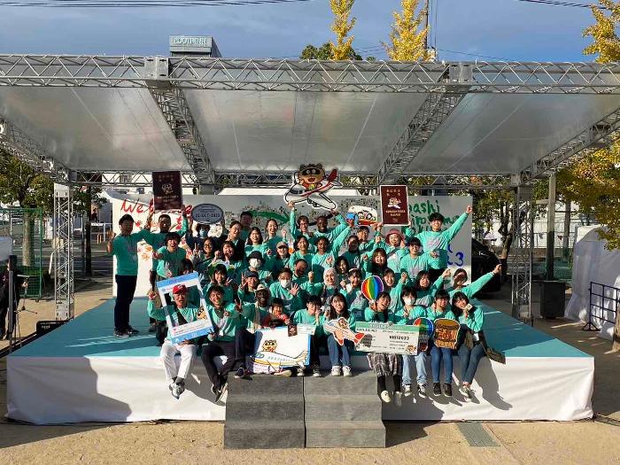国際フェスタのスタッフの集合写真。The picture of international festa.