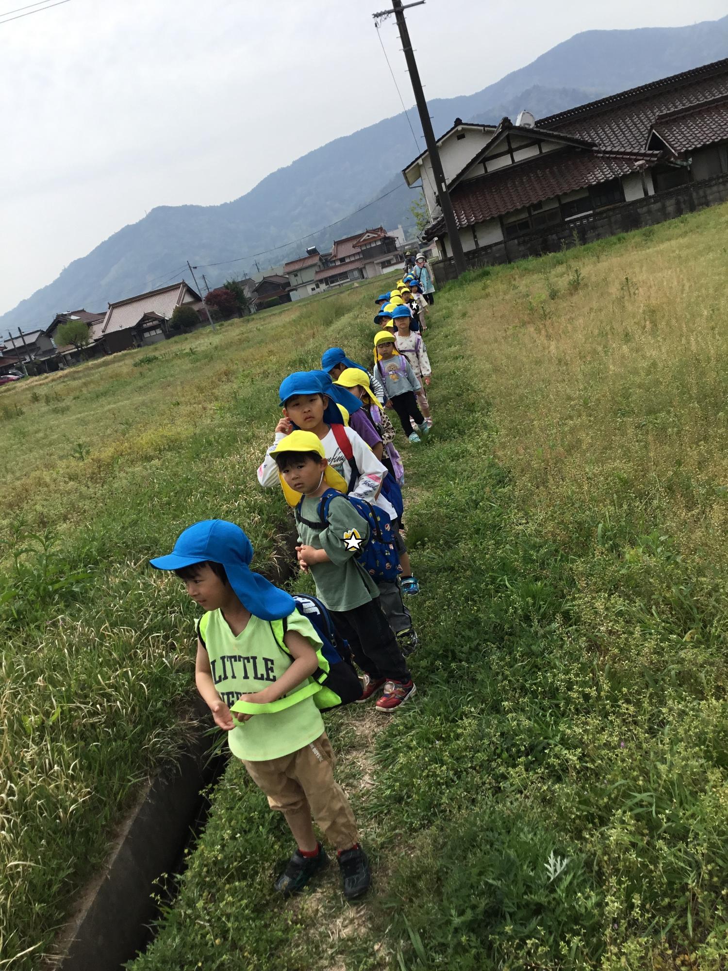 みんなでえんそく