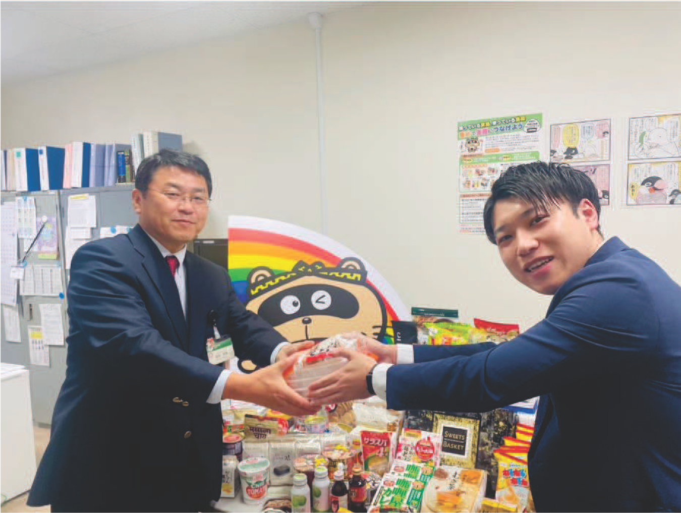 中村生活環境部長（写真左）と第一生命株式会社 佐藤様（写真右）
