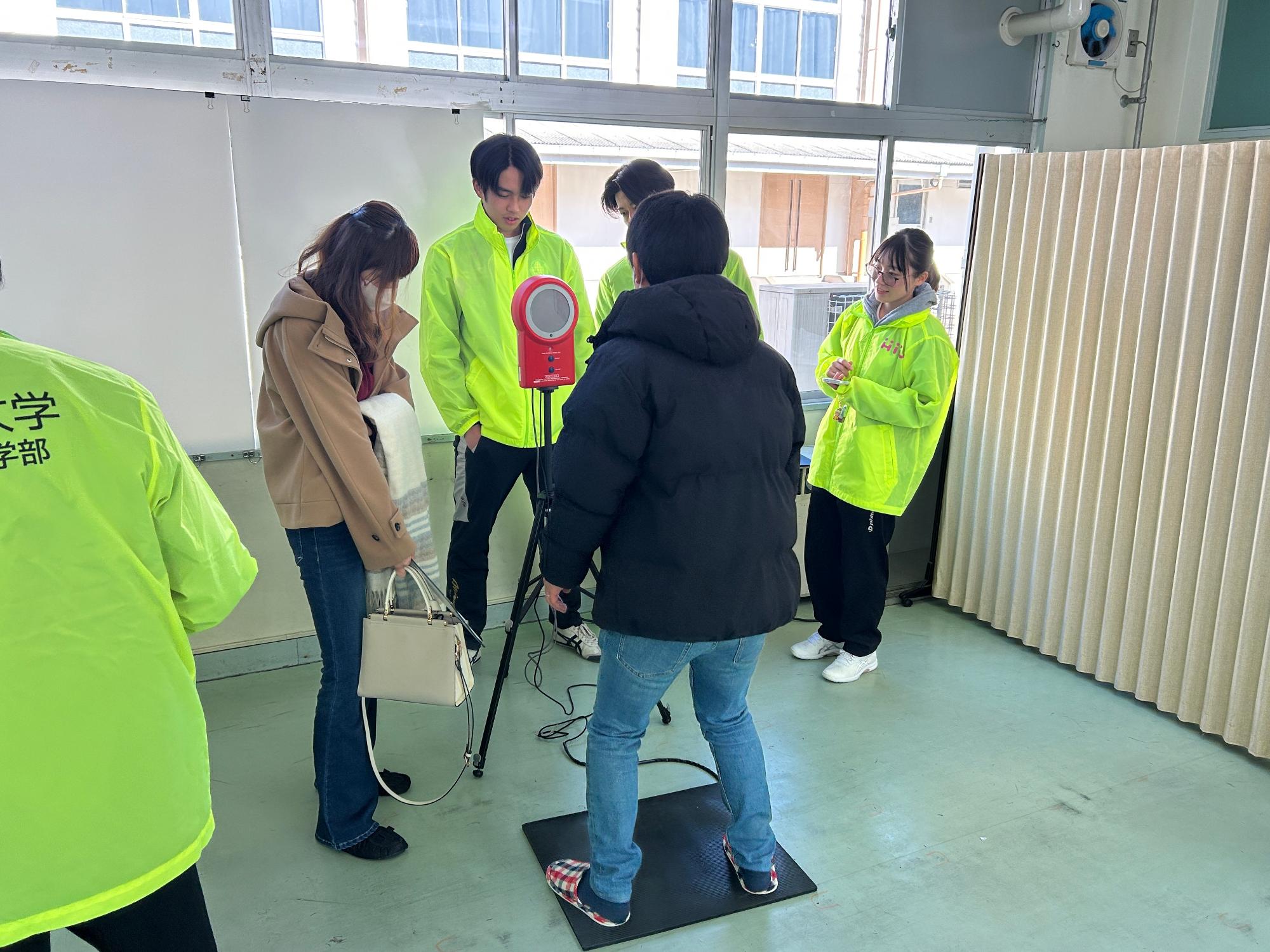 R7体力・健康測定会（全身反応測定器）