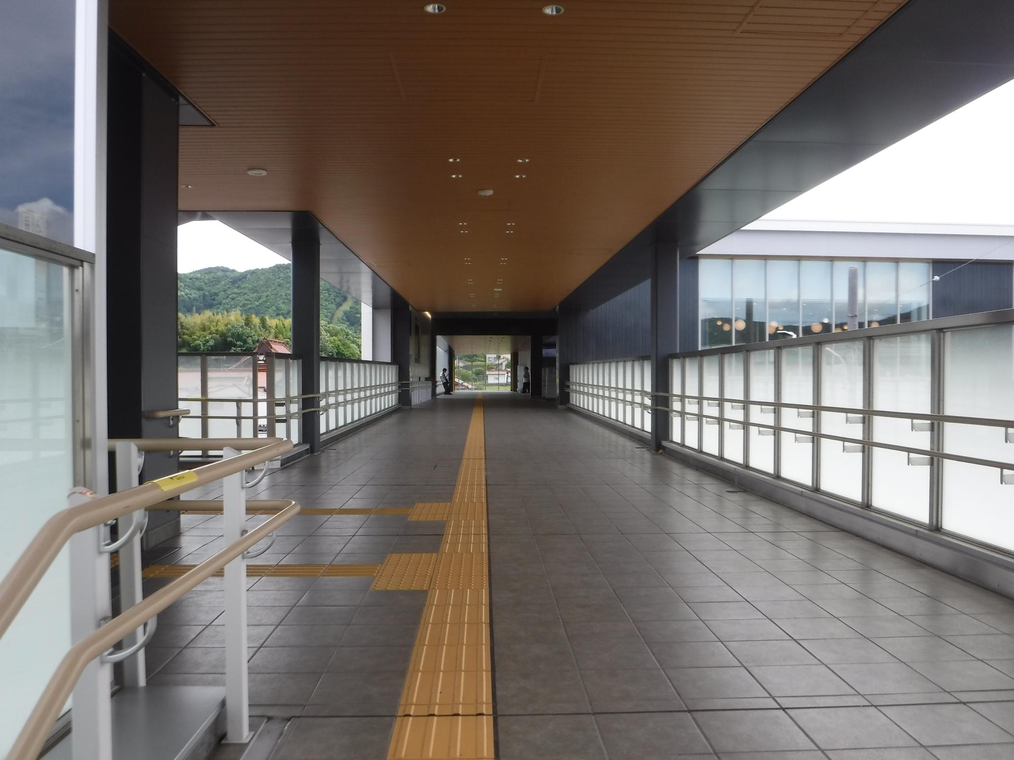 自由通路