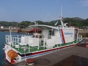 上島舟艇1（救急患者輸送艇）の後方からの写真