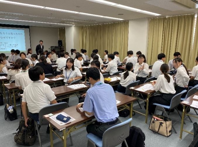 令和8年度初任者研修の様子