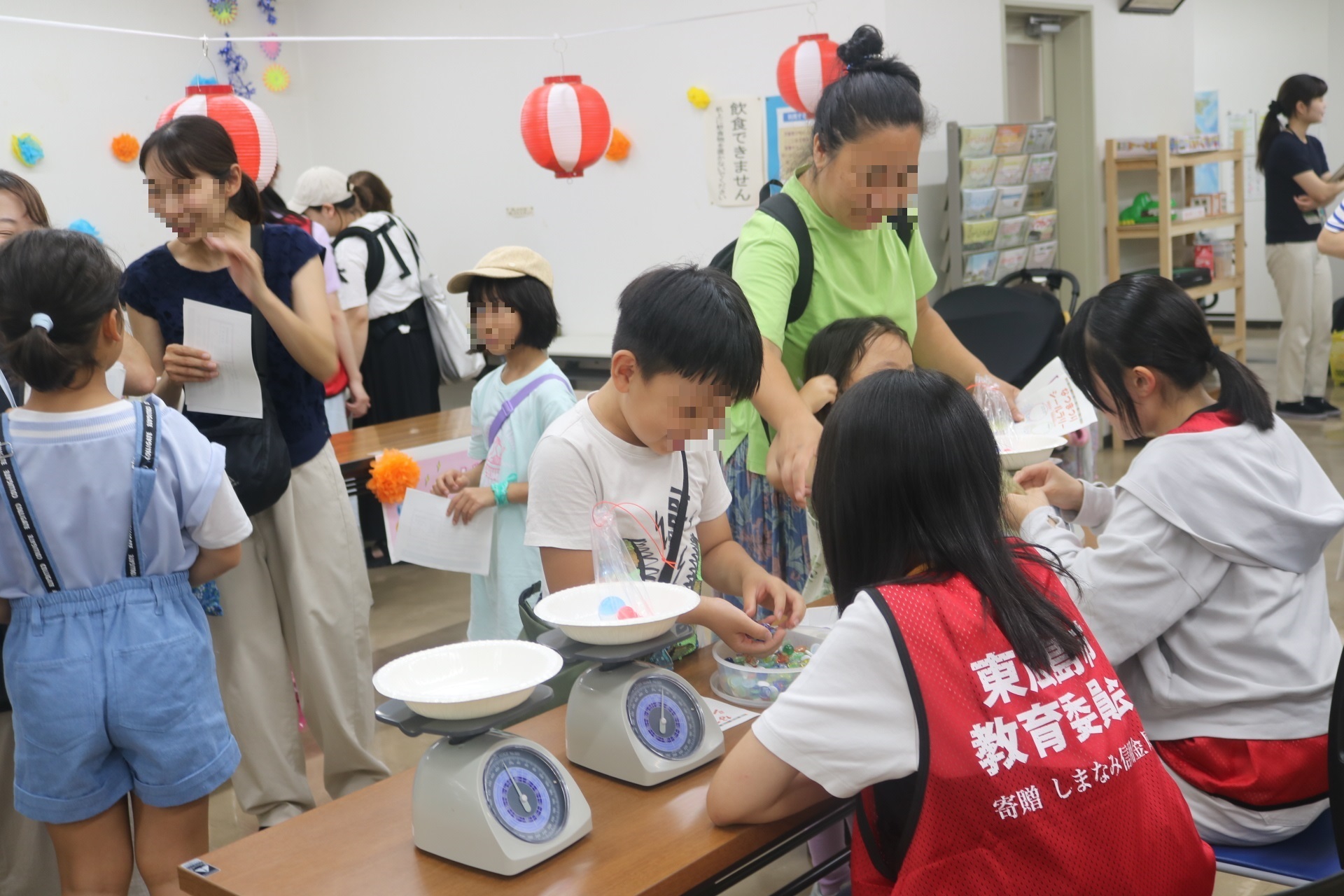 夏祭りのようす