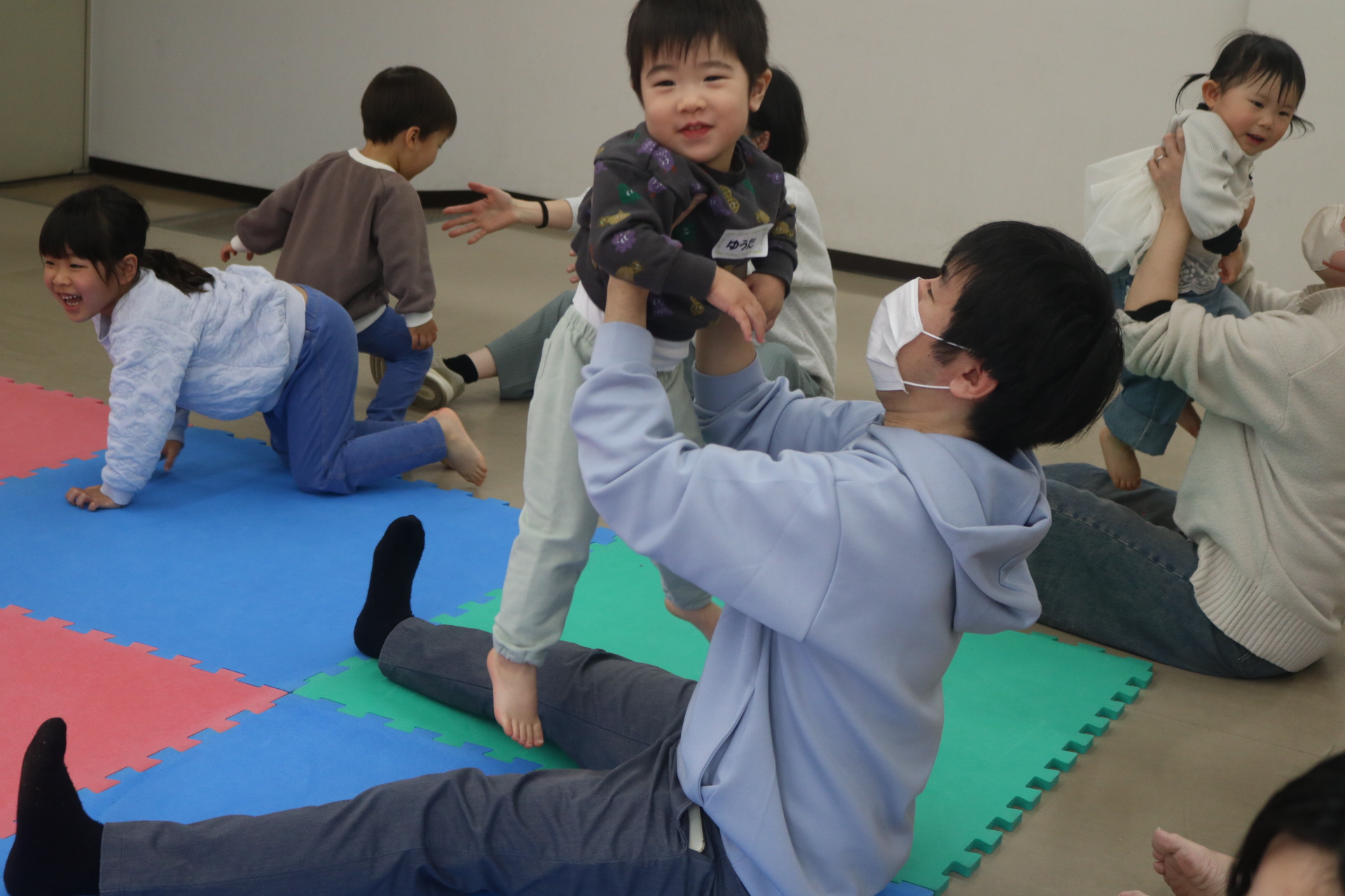 （イメージ）親子わくわく講座・8月「おもいっきり体をうごかそう！」