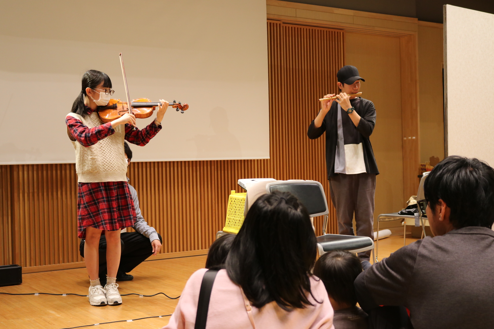 演奏する様子