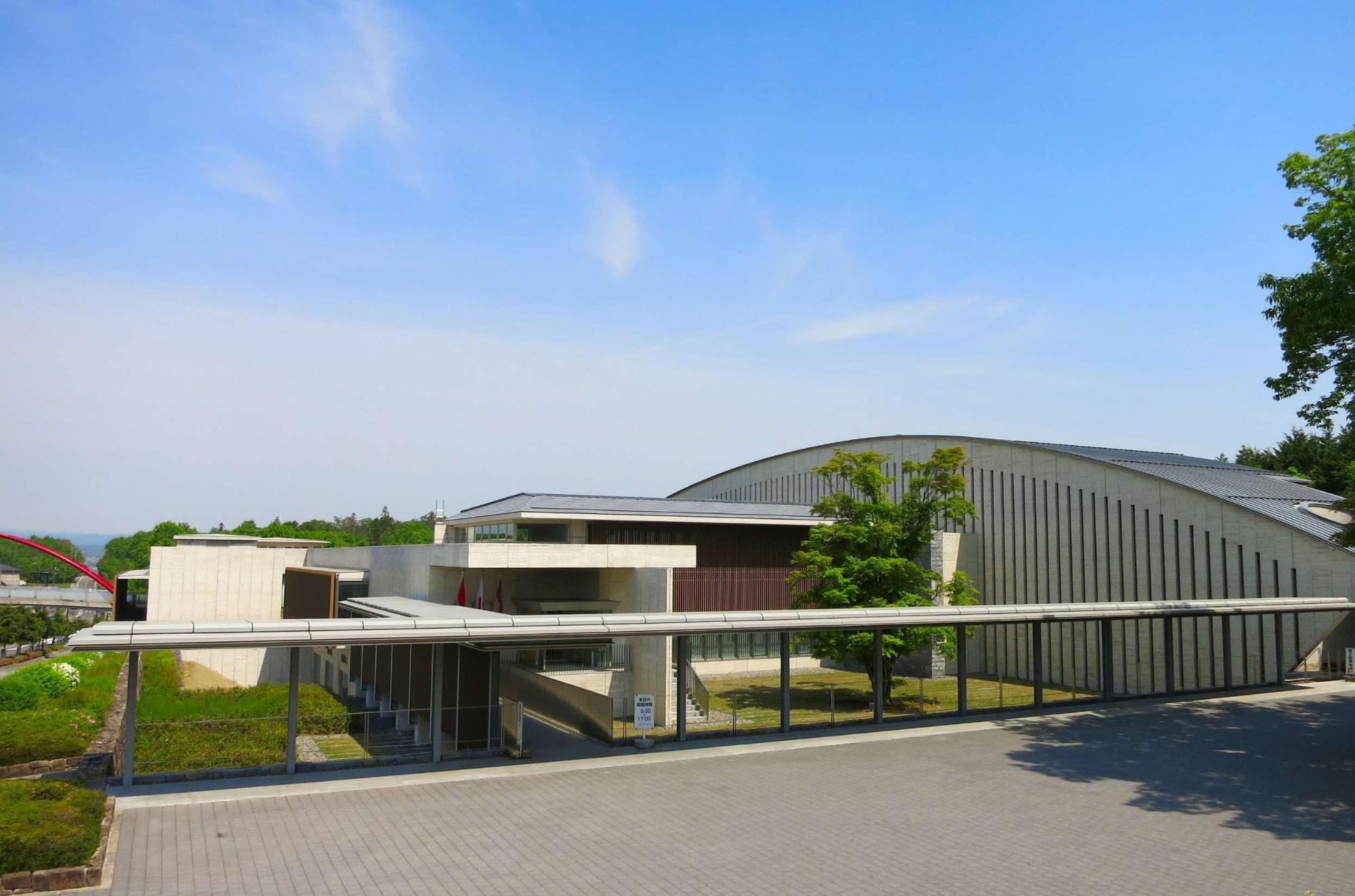 奥田元宋・小由女美術館