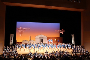 酒祭りでの公演の様子